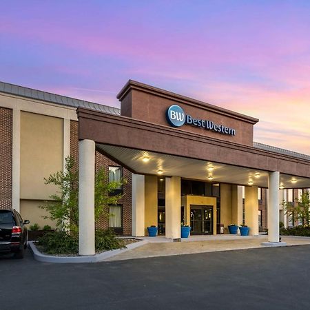 Best Western Harrisburg North Hotel Buitenkant foto