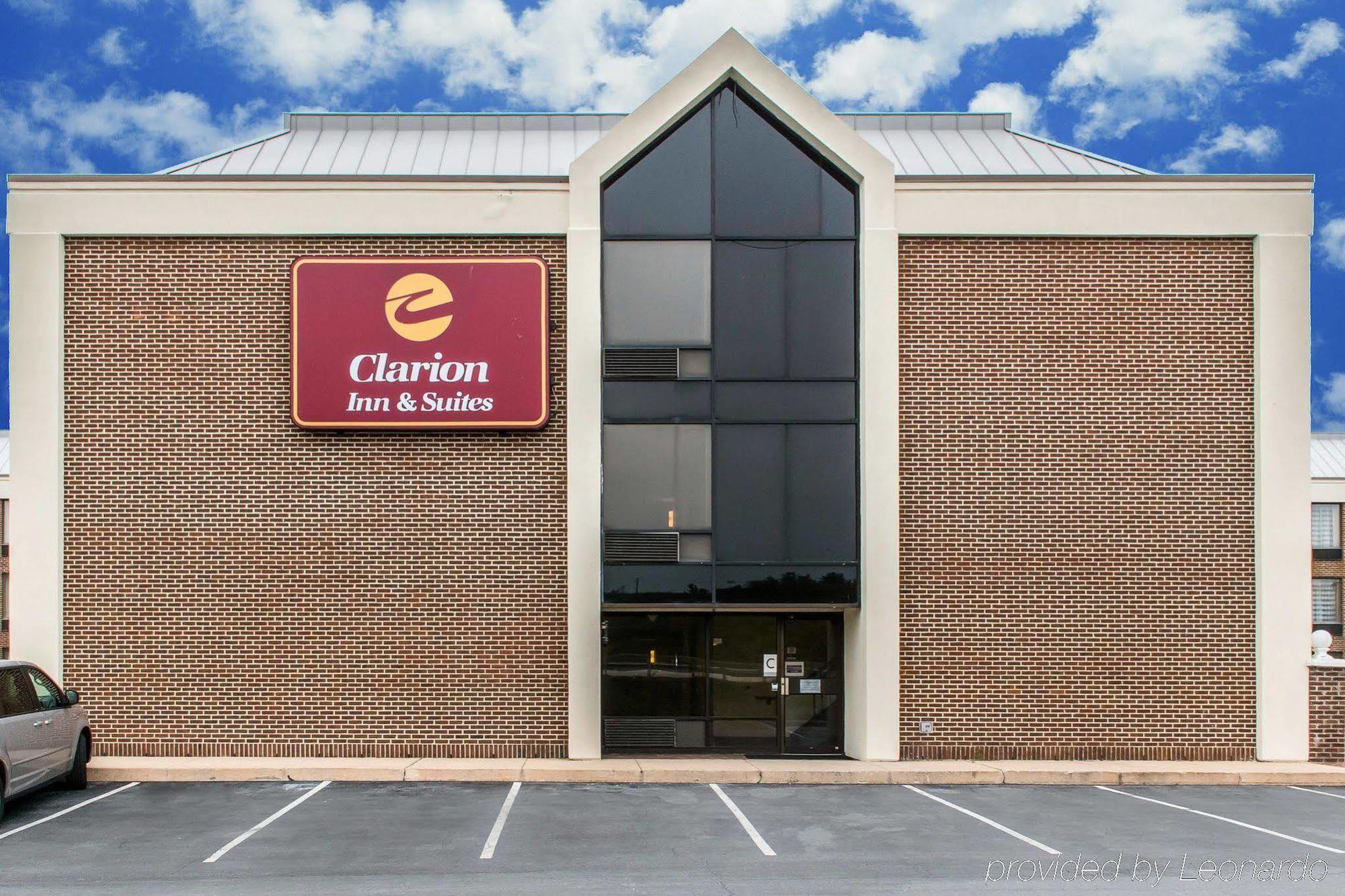 Best Western Harrisburg North Hotel Buitenkant foto